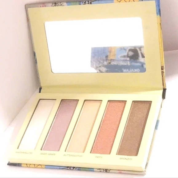 Natural Color Dimensional Highlighting Palette Warm Makeup - Picture 4 of 9